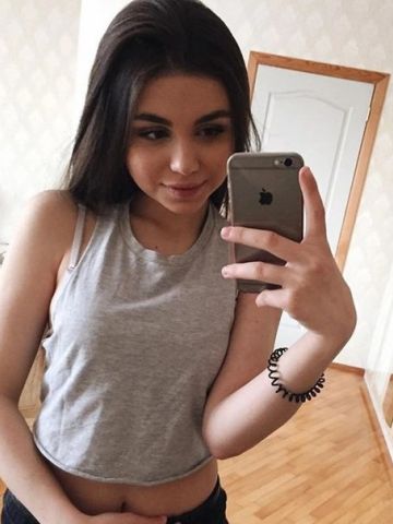 Моника